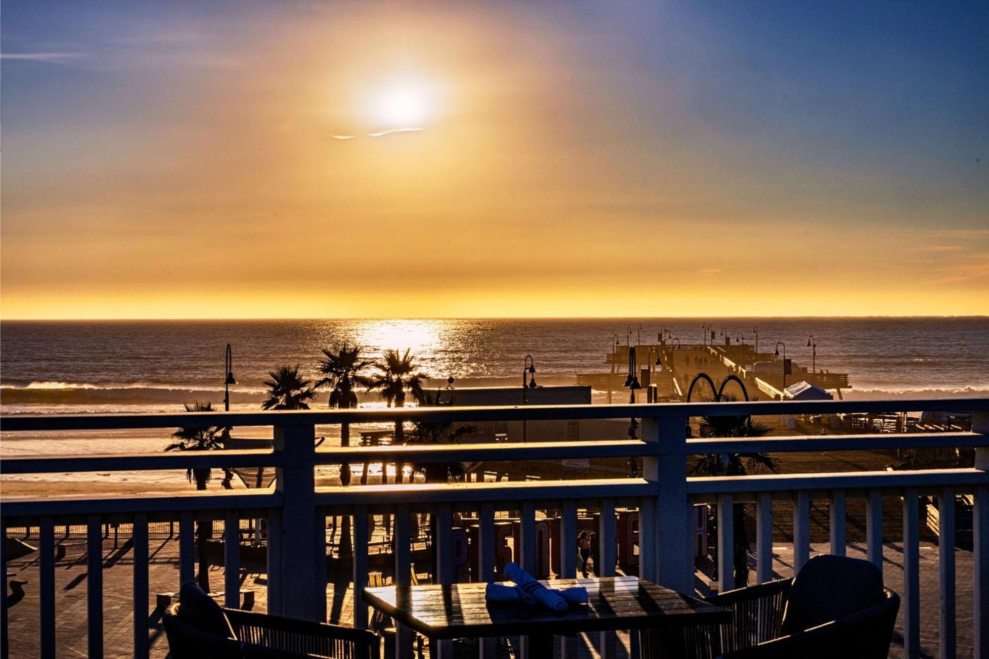 Inn At The Pier Pismo Beach, Curio Collection By Hilton Eksteriør billede